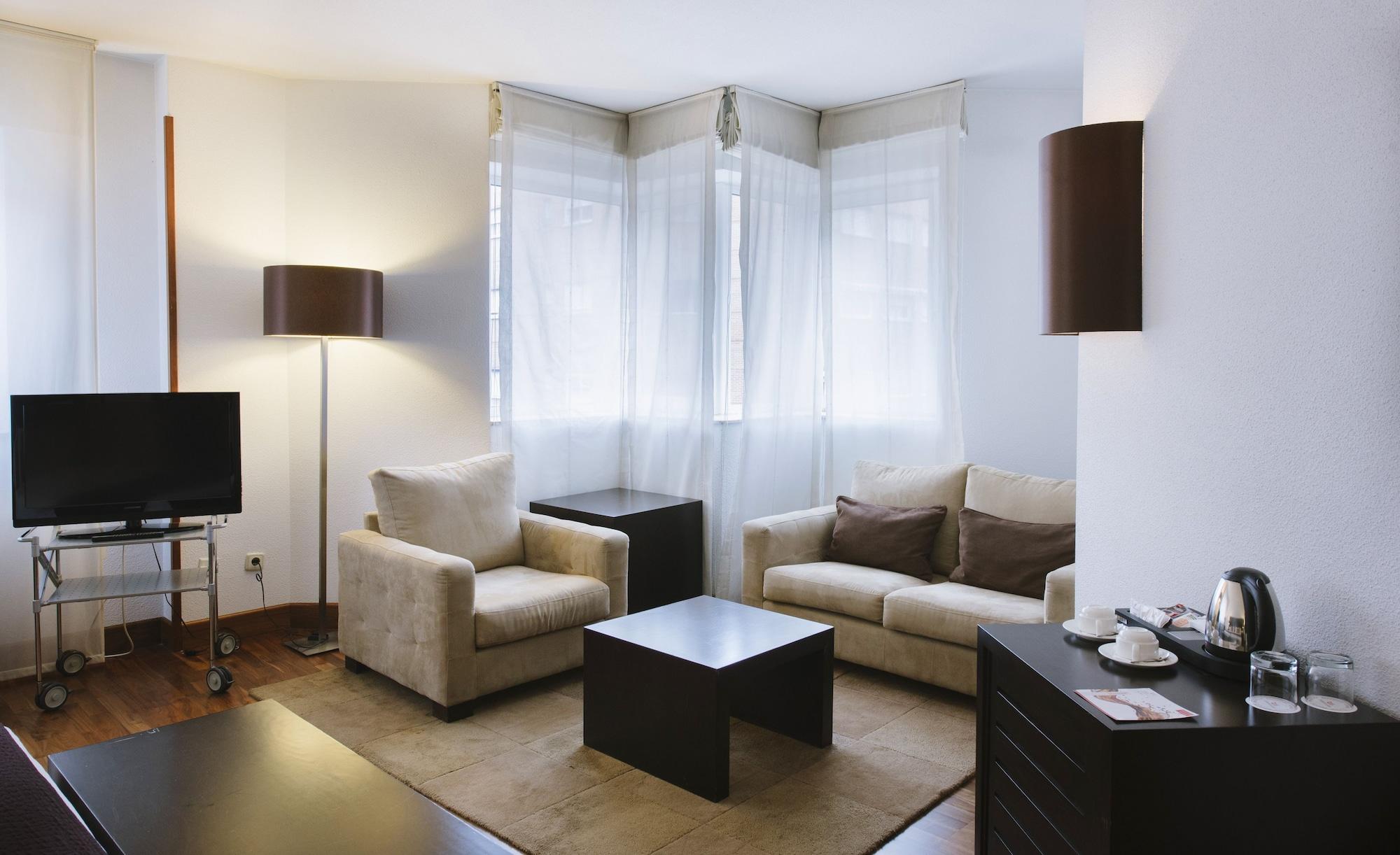 Rafaelhoteles Atocha Мадрид Екстериор снимка
