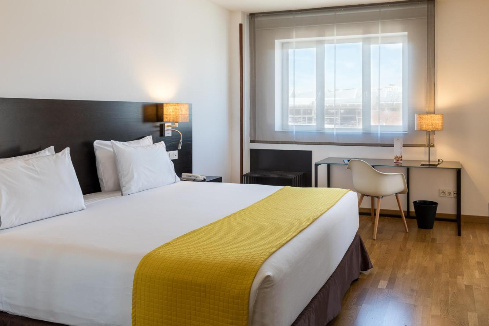 Rafaelhoteles Atocha Мадрид Екстериор снимка