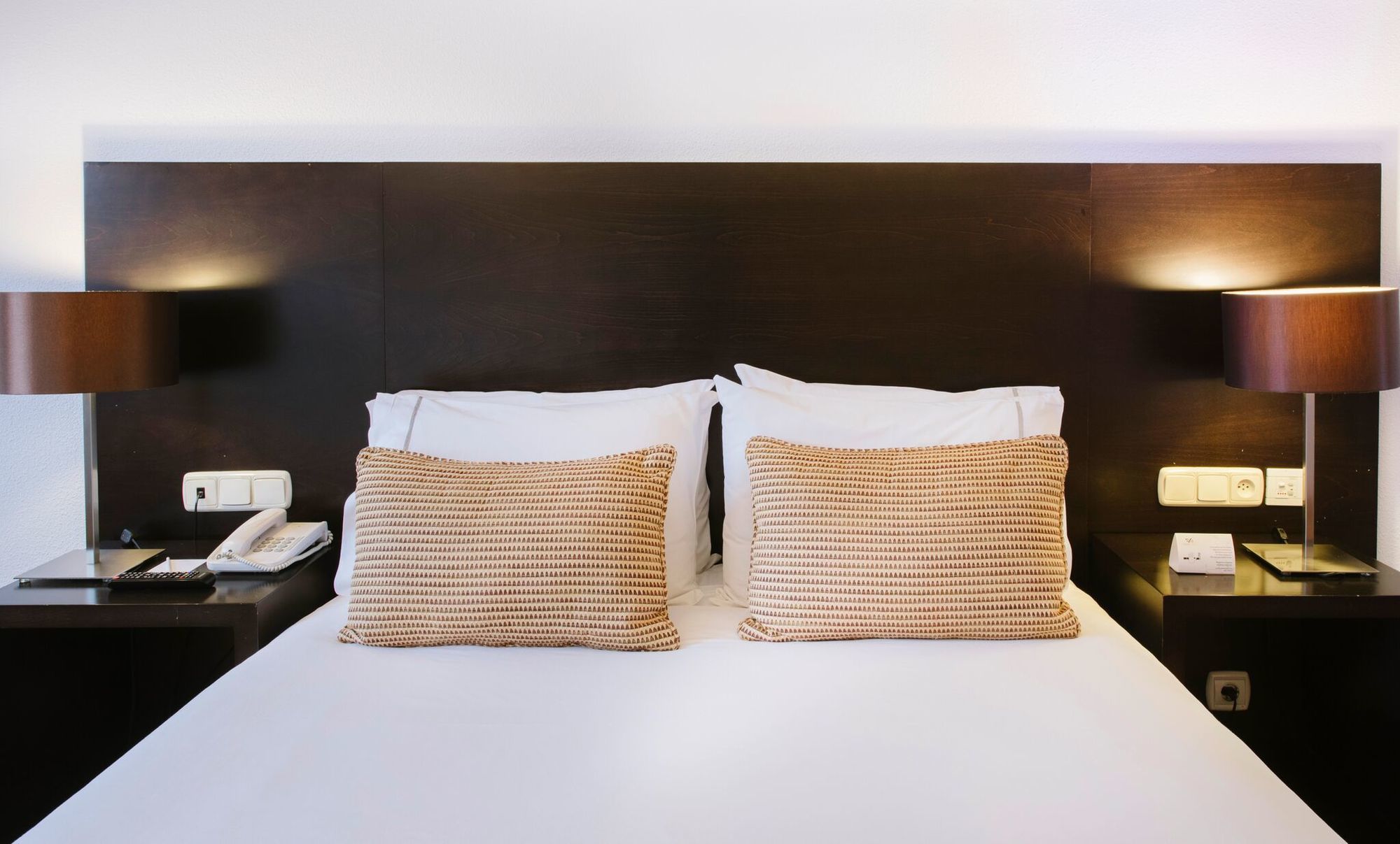 Rafaelhoteles Atocha Мадрид Екстериор снимка