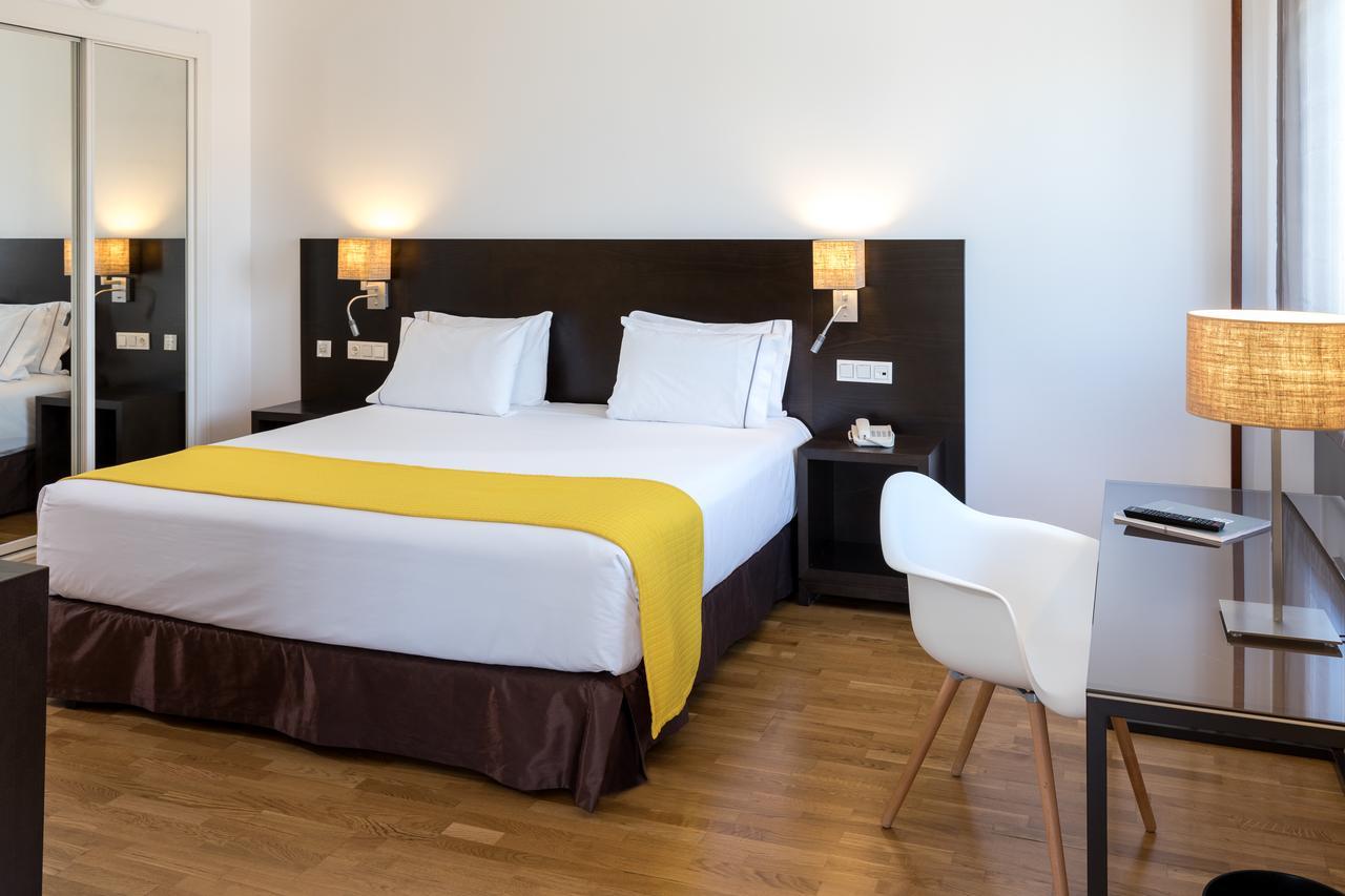 Rafaelhoteles Atocha Мадрид Екстериор снимка